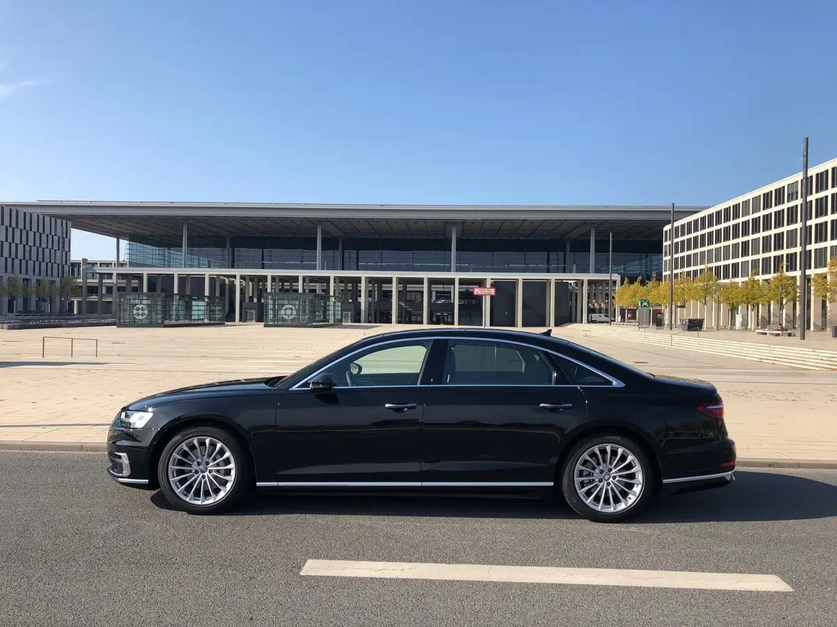 Audi A8L in unserem Fuhrpark