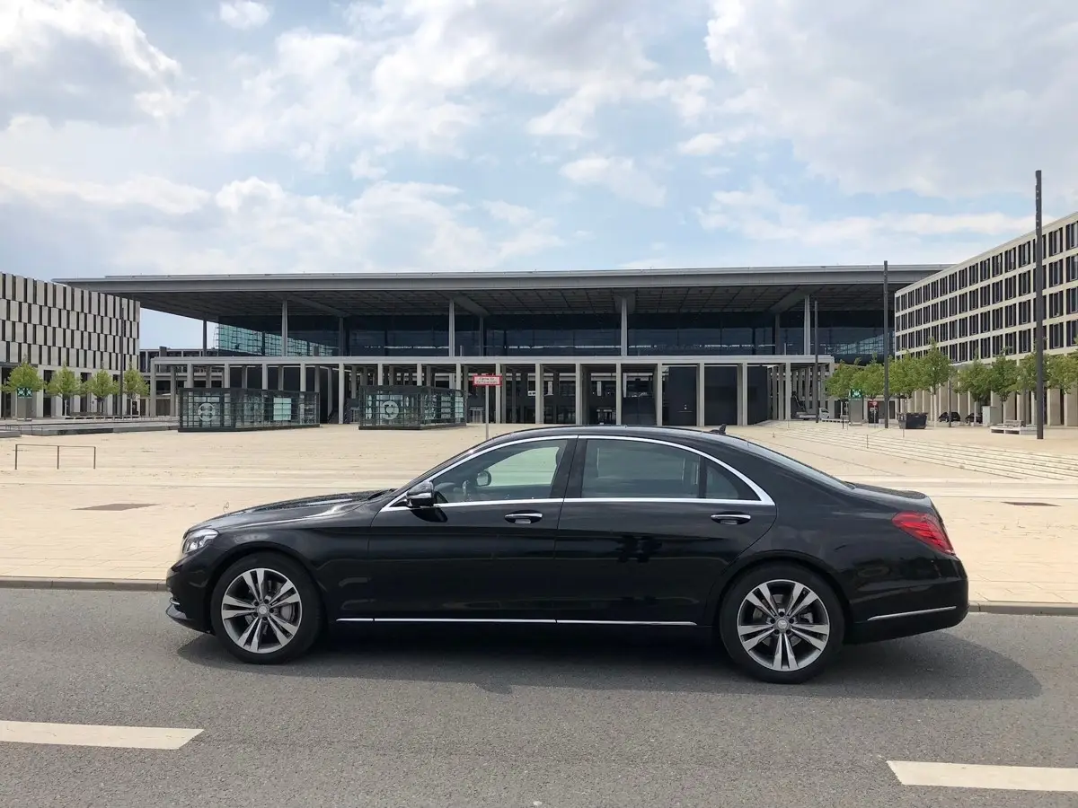 Mercedes S-Klasse in unserem Fuhrpark